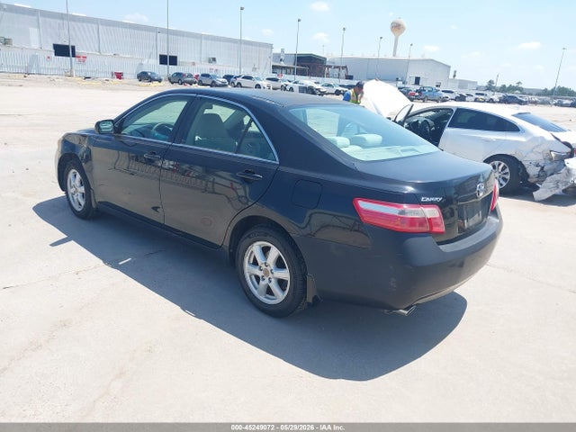 2007 Toyota CAMRY LE/XLE/SE photo 3