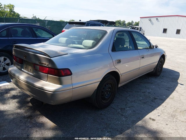 صورة 4 لـ 1998 Toyota CAMRY LE