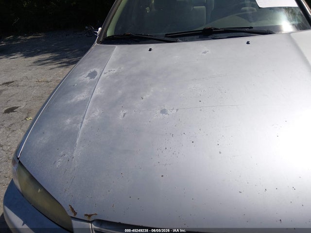 1998 Toyota CAMRY LE photo 6