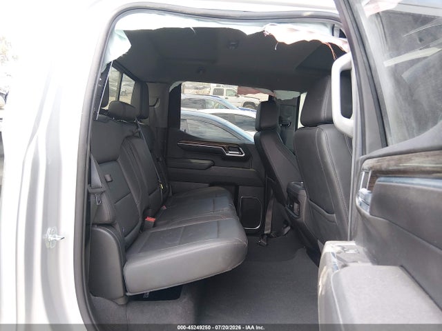 صورة 8 لـ 2022 Chevrolet SILVERADO 1500 4WD SHORT BED RST