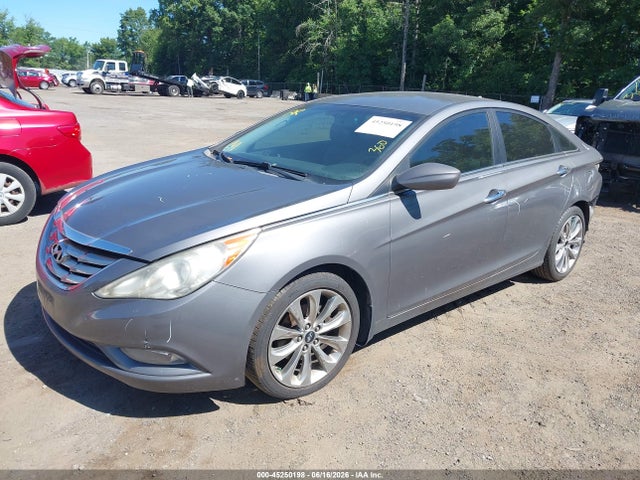 2011 Hyundai SONATA SE 照片 2