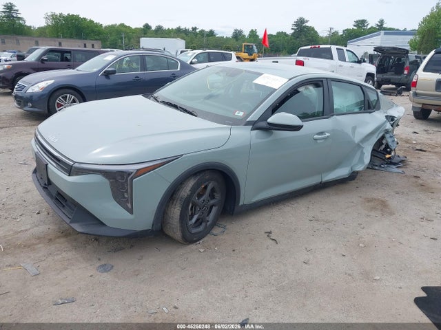 2025 KIA K4 LXS 照片 2