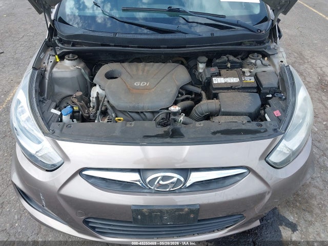2014 Hyundai ACCENT GS — фото 10