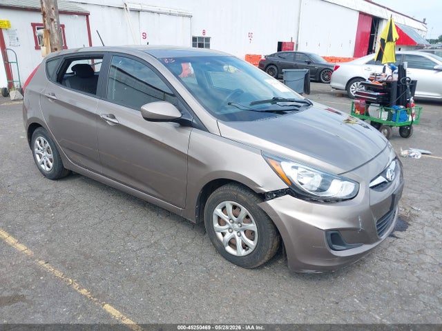 2014 Hyundai ACCENT GS — фото 1