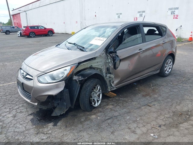 2014 Hyundai ACCENT GS — фото 2