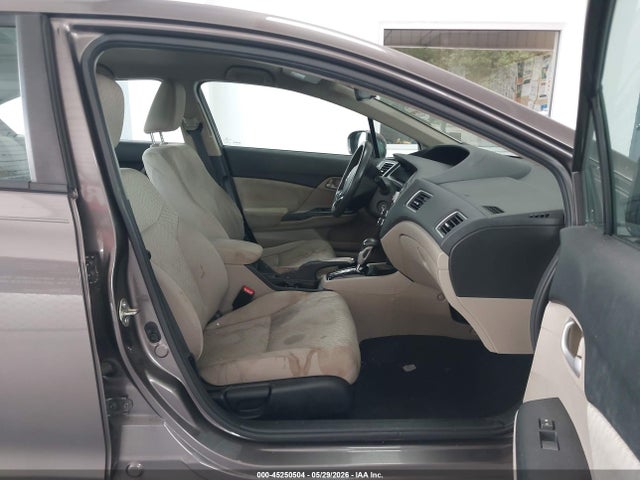 2015 Honda CIVIC LX — фото 5