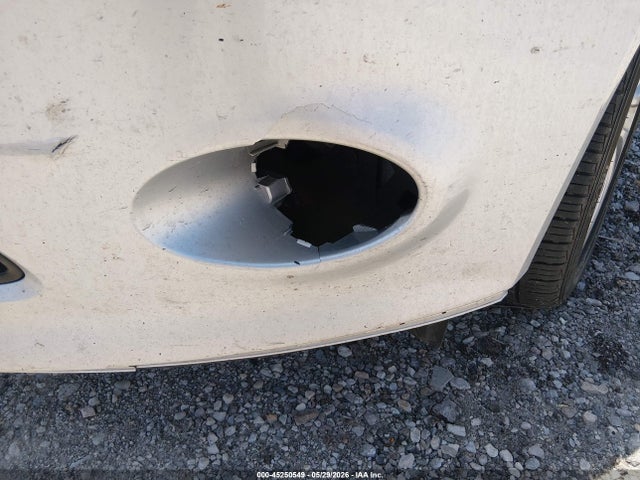 FORD FOCUS TITANIUM - 6