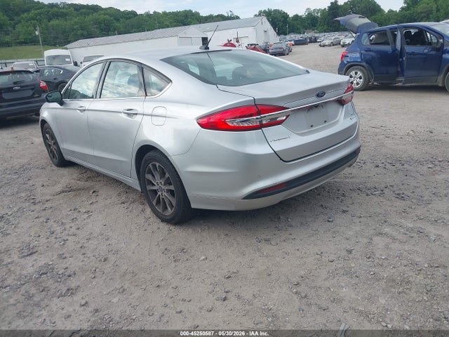 FORD FUSION SE - 3
