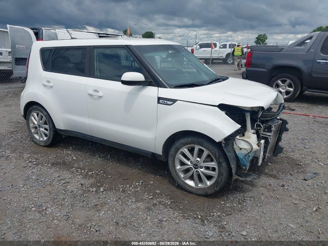 2019 KIA SOUL +