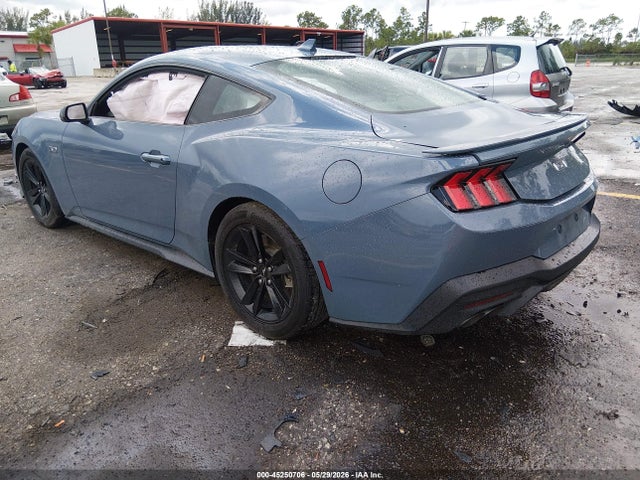 صورة 3 لـ 2024 FORD MUSTANG GT FASTBACK