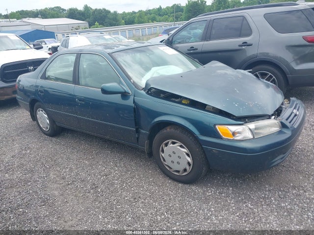 1998 TOYOTA CAMRY LE