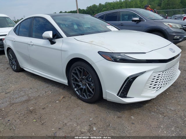 2025 TOYOTA CAMRY XSE