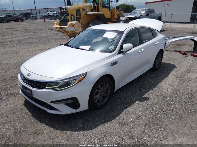 2020 KIA OPTIMA LX photo 2