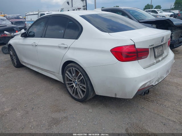 2018 BMW 330I XDRIVE photo 3