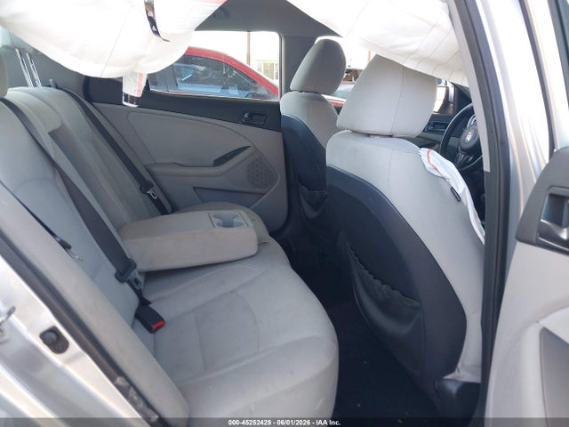 صورة 8 لـ 2014 KIA OPTIMA LX