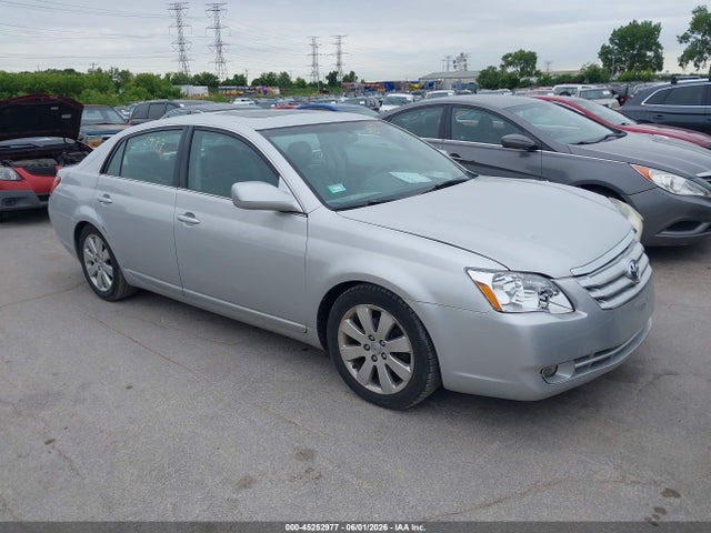 2006 TOYOTA AVALON XLS