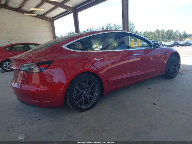 2018 Tesla MODEL 3 LONG RANGE/PERFORMANCE — фото 4