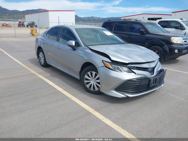 2019 TOYOTA CAMRY LE