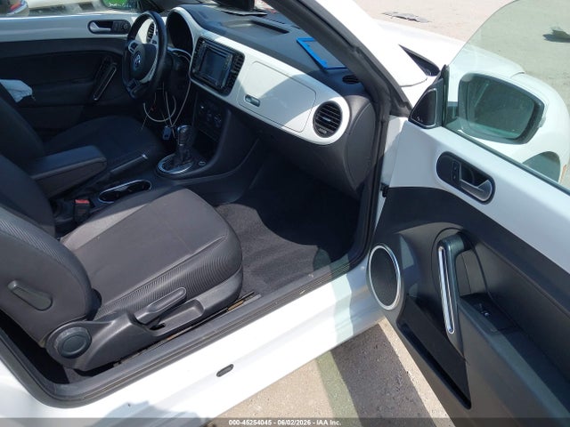 صورة 5 لـ 2016 Volkswagen BEETLE 1.8T SEL