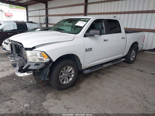 2016 RAM 1500 BIG HORN 照片 2