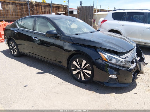 2022 NISSAN ALTIMA SV FWD