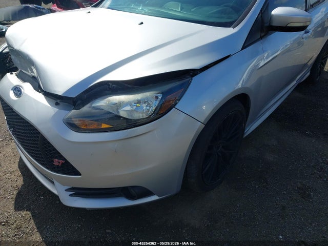 صورة مصغرة 17 لـ 2014 FORD FOCUS ST