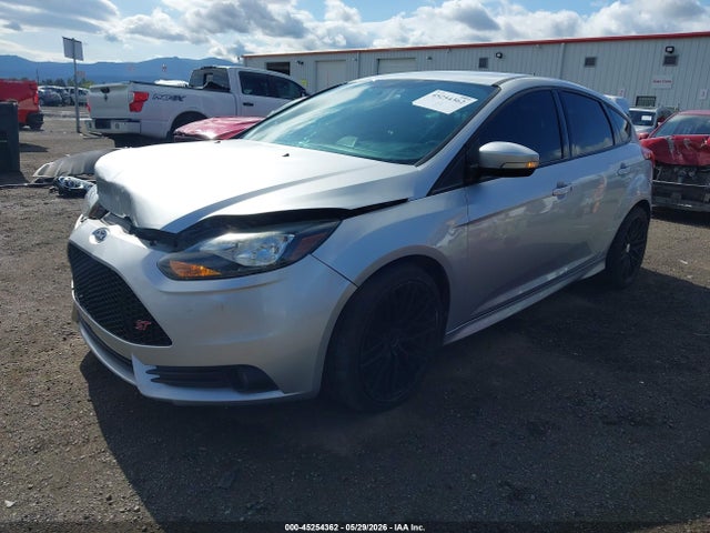 صورة 2 لـ 2014 FORD FOCUS ST