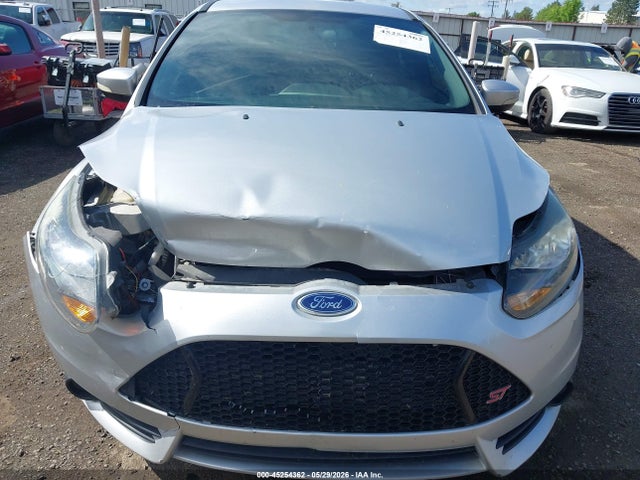 صورة 6 لـ 2014 FORD FOCUS ST