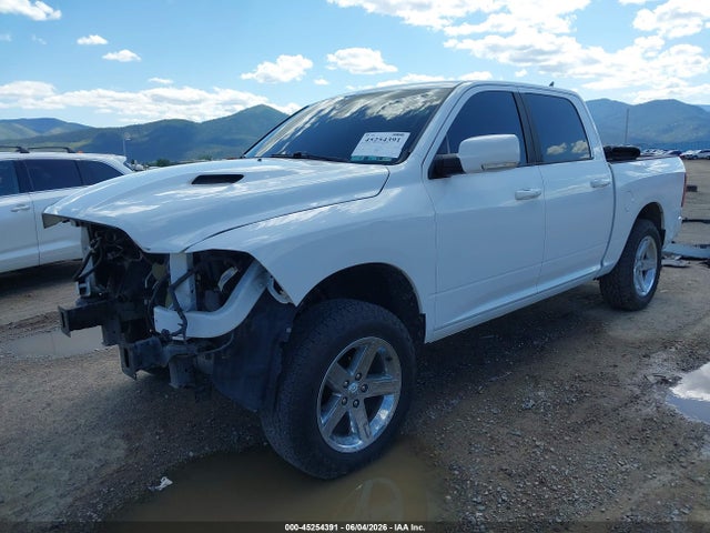 2014 RAM 1500 SPORT photo 2