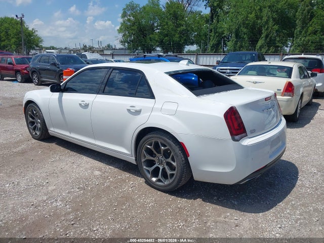 2018 Chrysler 300 300S 照片 3