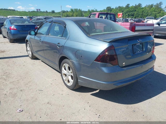FORD FUSION SE - 3