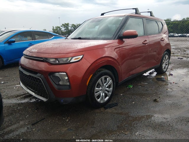 2022 KIA SOUL LX photo 2