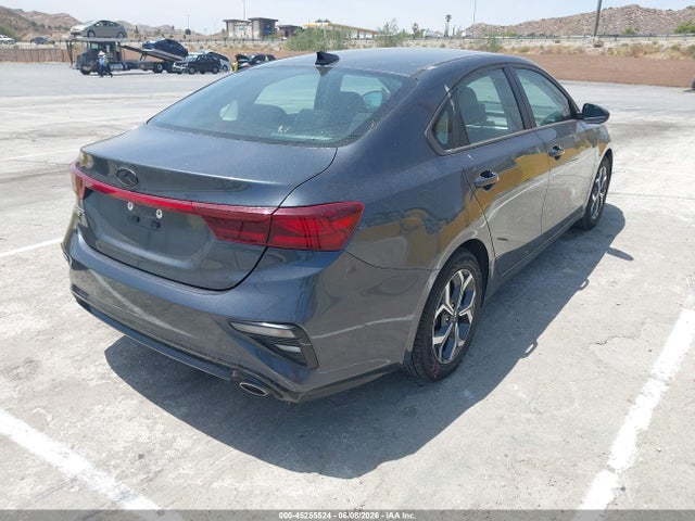 2021 KIA FORTE LXS 4