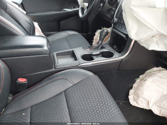 2015 Toyota CAMRY SE — фото 5