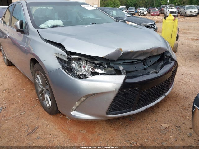 2015 Toyota CAMRY SE — фото 6