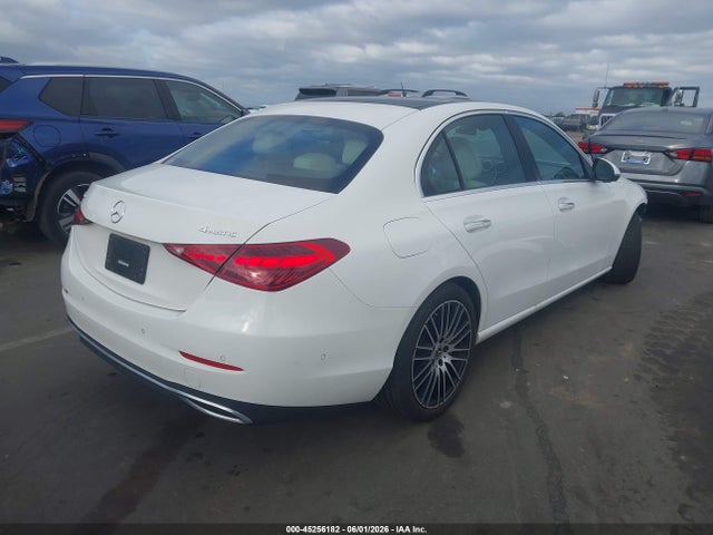 صورة 4 لـ 2024 Mercedes-BENZ C 300