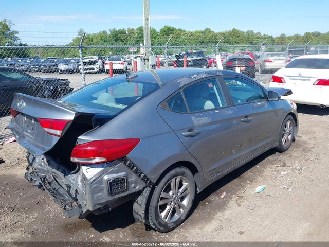 صورة 4 لـ 2017 Hyundai ELANTRA SE