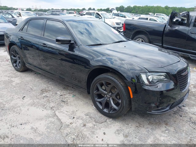 2022 Chrysler 300 S — фото 1