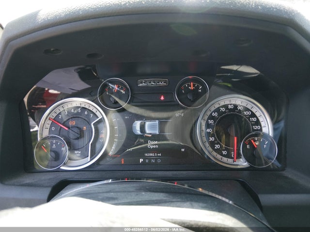2018 RAM 1500 BIG HORN 4X2 6'4 BOX — фото 7