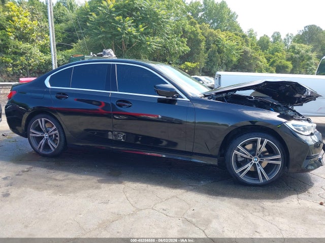 2019 BMW 330I 13