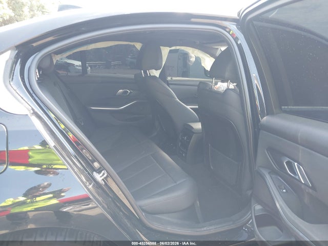 2019 BMW 330I 8