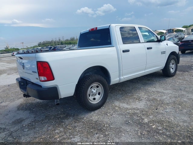 2017 RAM 1500 TRADESMAN 4X4 5'7 BOX — фото 4