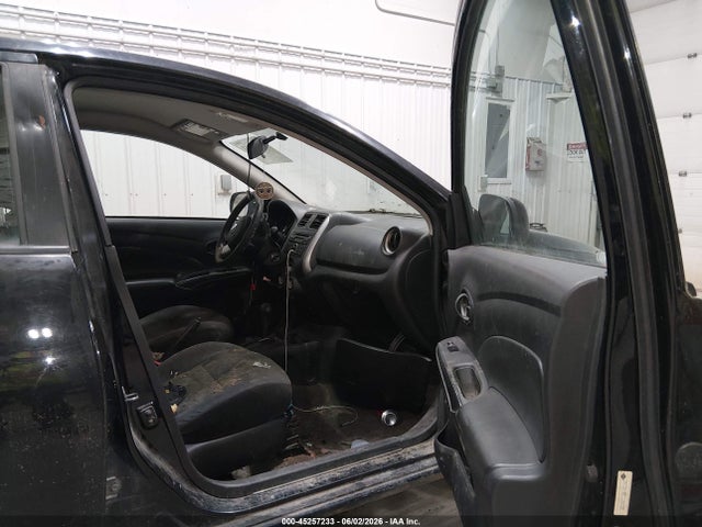 2012 Nissan VERSA 1.6 SV 照片 5