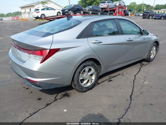 2021 Hyundai ELANTRA SE 照片 4