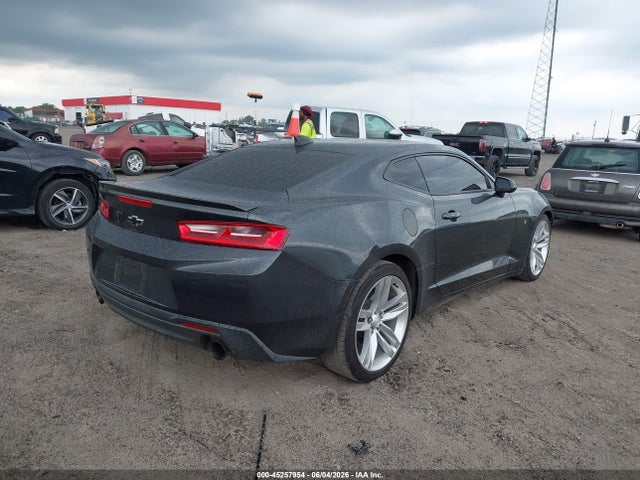 2017 Chevrolet CAMARO 1LT — фото 4