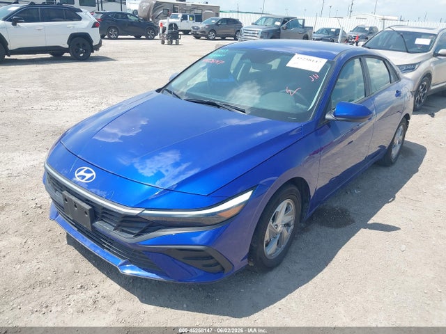 صورة 2 لـ 2025 Hyundai ELANTRA SE