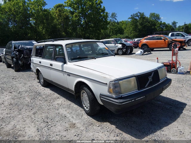 1990 VOLVO 240 DL