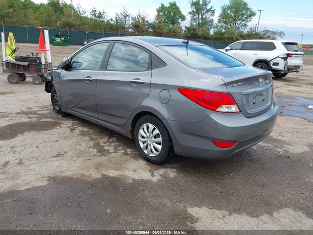 2014 Hyundai ACCENT GLS — фото 3