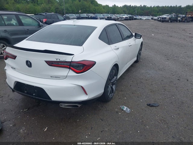 صورة 4 لـ 2021 Acura TLX A-SPEC PACKAGE