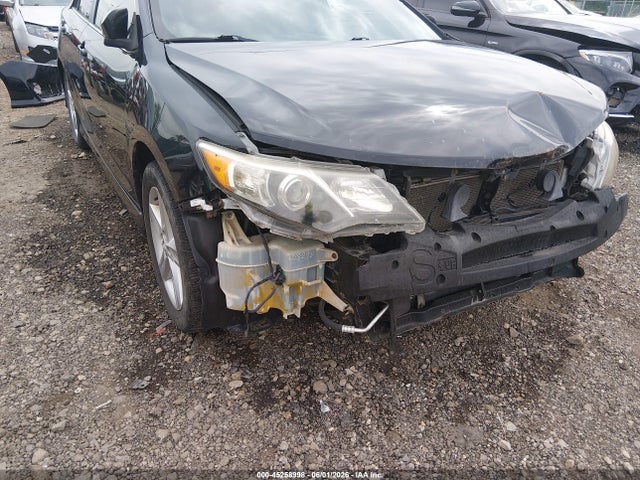 2013 Toyota CAMRY SE thumbnail 18